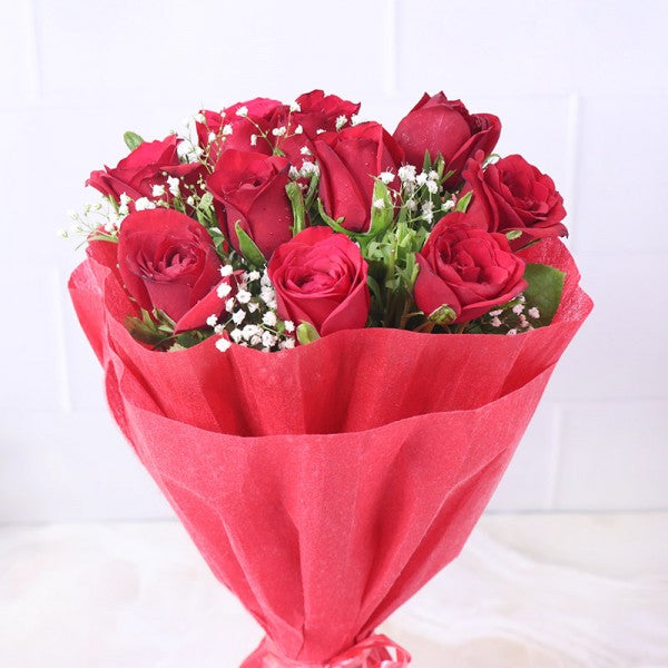Red Love - 10 Red Roses Bouquet