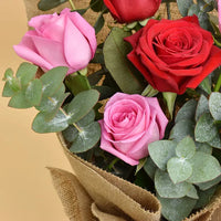 Beauty Bouquet: 3 Pink and 3 Red Roses