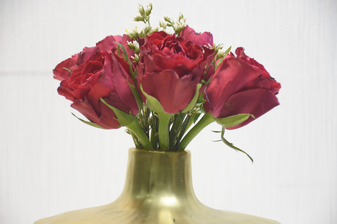 Red Rose Ceramic Vase Arrangement