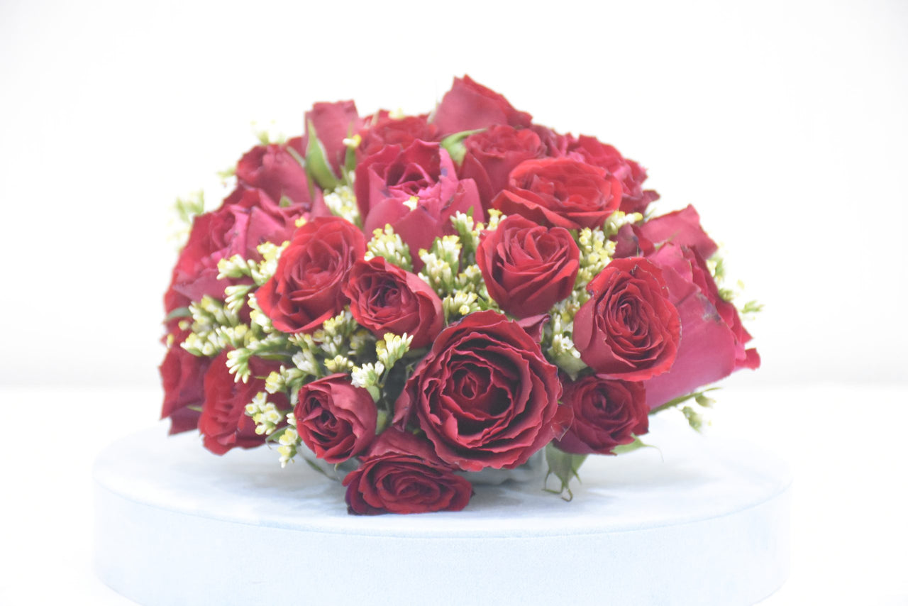 Red Spray Roses Classic Arrangment