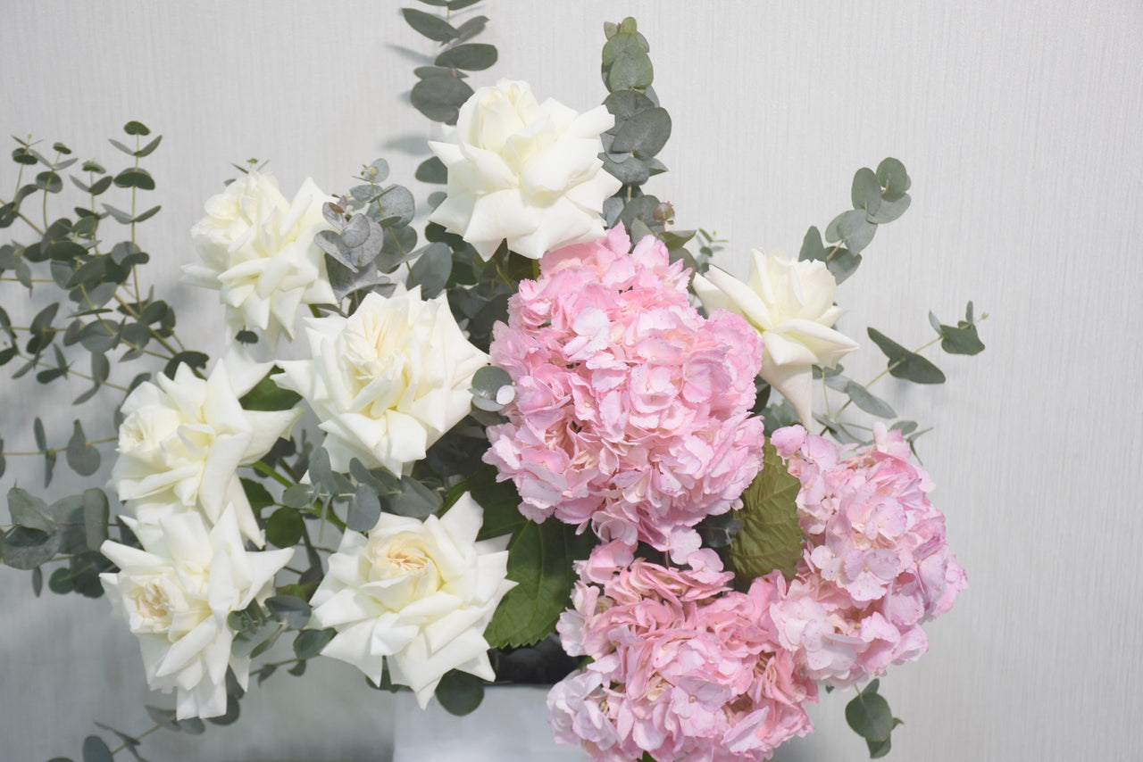 Ohara Roses and Pink Hydrangea Classic Vase Arrangement
