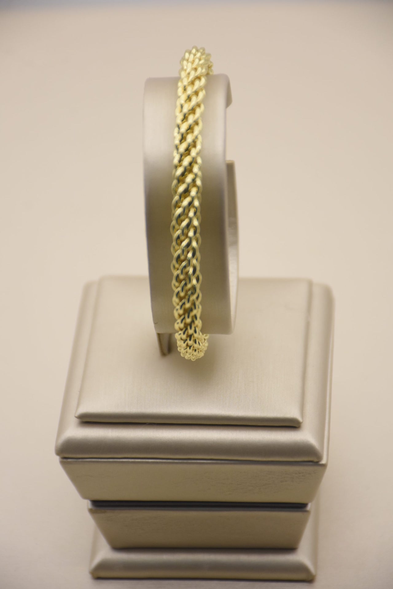 Golden Radiance: Exquisite Brass Bracelet with 18K Gold Plating