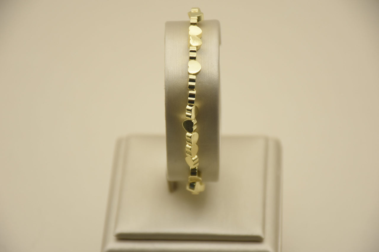 Brass Bracelet with Captivating Gold Finish