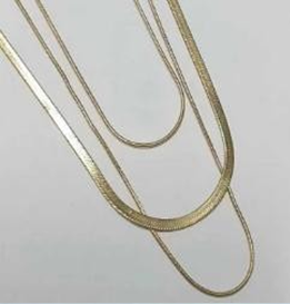 Artificial Bold Brilliance: Stainless Steel Necklace in Dazzling 14k