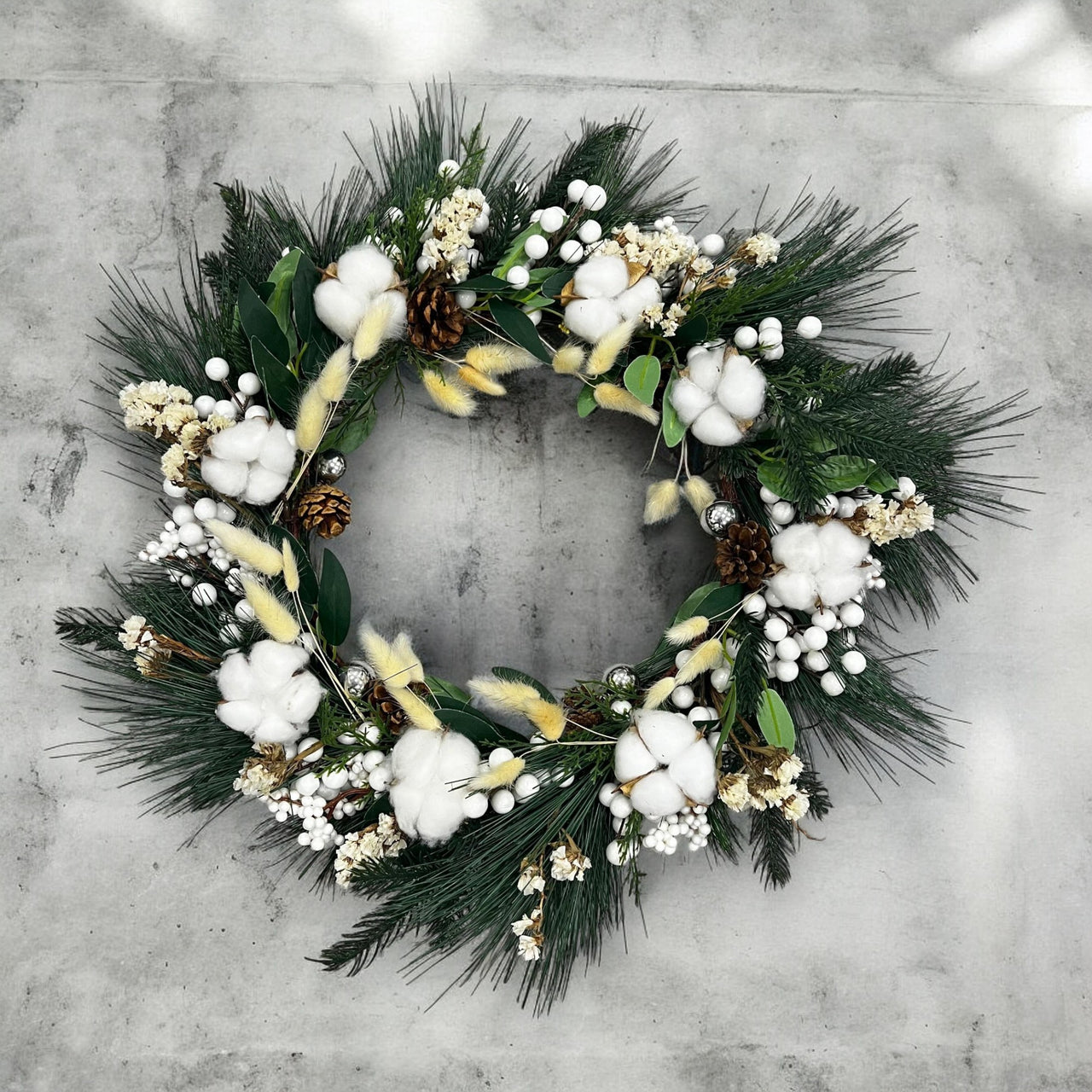 Artificial Christmas Wreath with Dried Flowers and White Ornaments – 40x40cm
