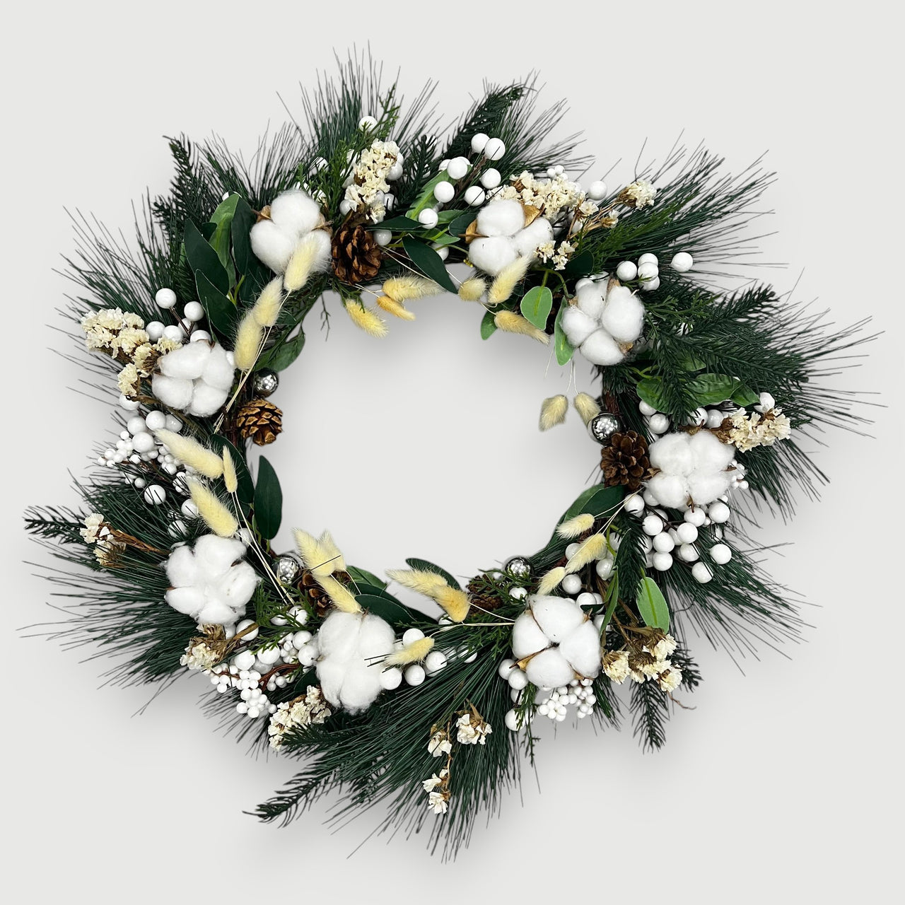 Artificial Christmas Wreath with Dried Flowers and White Ornaments – 40x40cm