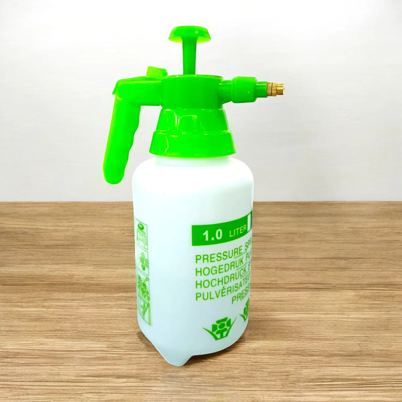 Handheld Portable Plant Spray Bottle - 1L