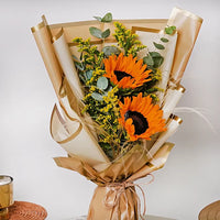 Bouquet of Sunshine: Radiant Flowers