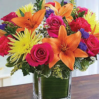 Mixed Flowers arrangement in vase