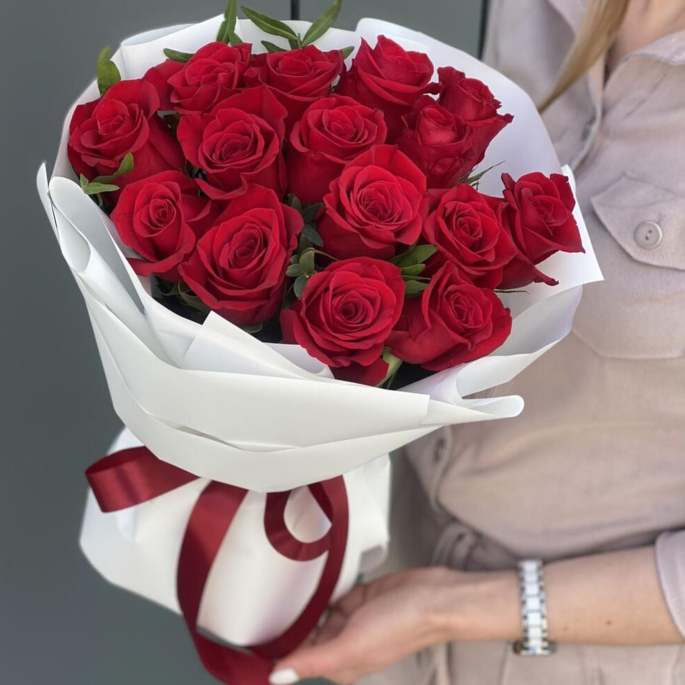 Bouquet of 15 Red Roses